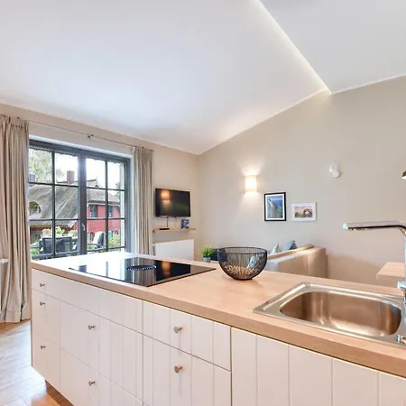 Bodden Hus 27 Klein Stresow Ruegen By Ruyastay * بوتبوس
