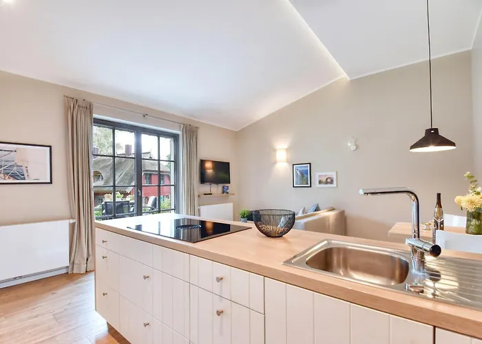Bodden Hus 27 Klein Stresow Ruegen By Ruyastay * بوتبوس